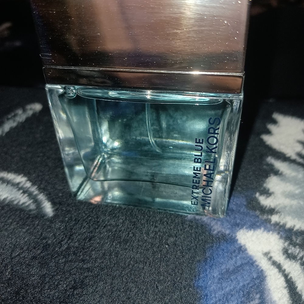 MICHAEL KORS EXTREME BLUE